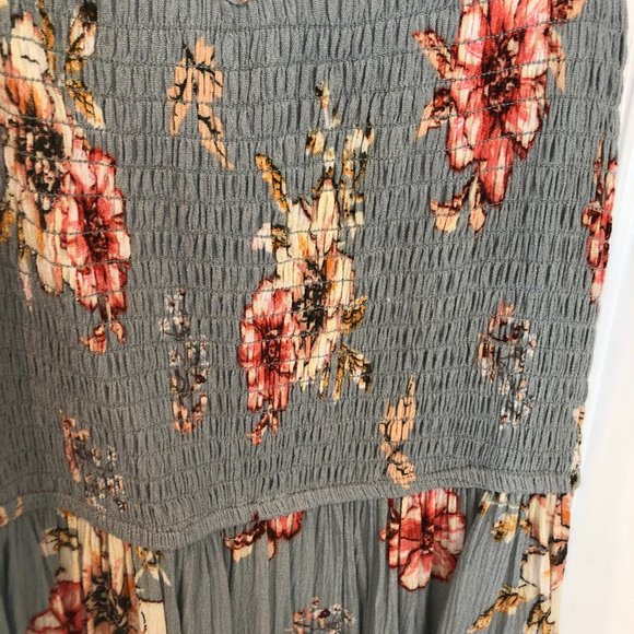 Floral Dress with Tie Up Back - Picture 2 of 8